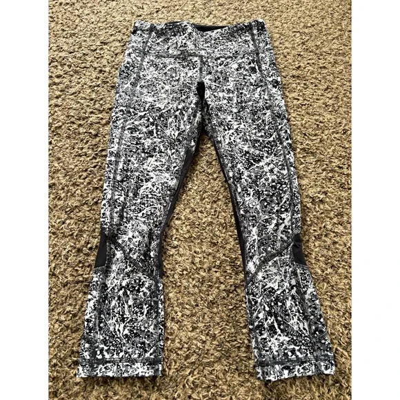 Lululemon Pace Rival Crop *22