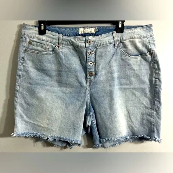 Torrid women’s plus size 22 essential blue jean denim raw hem cozy shorts