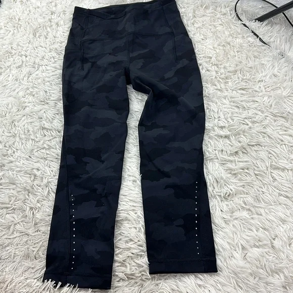 Lululemon Swift Speed High-Rise Crop 21