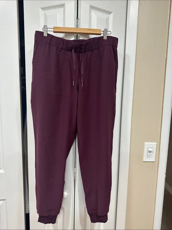 Lululemon Drawstring Jogger Pants - Plum
