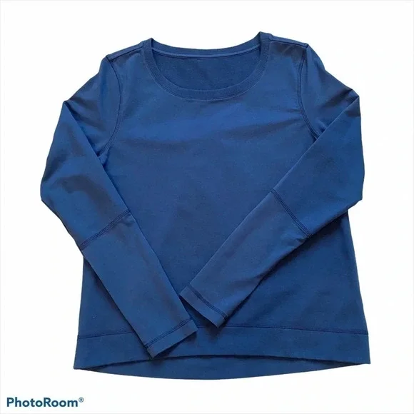 Lululemon navy crew neck sweater pleat back size 8