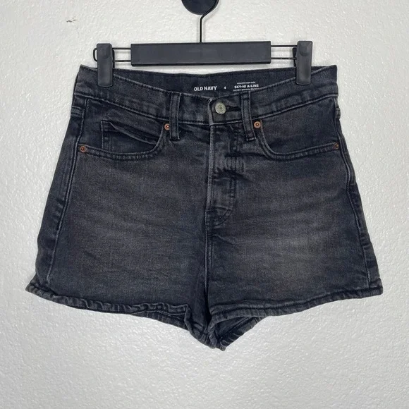 Old Navy Sky-Hi A-Line Black Denim Shorts Higher High-Rise Size 4