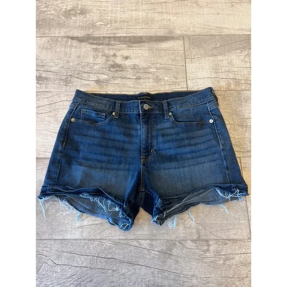 Banana Republic 4
