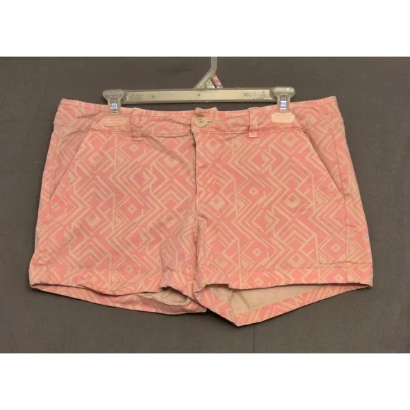 American Eagle Midi Stretch Shorts‎ Women's Size 12 Pink White Aztec
