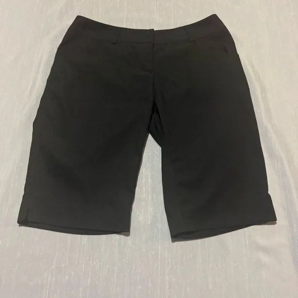 Adidas Climalite Bermuda Golf Shorts Women’s Size 2 Black Performance‎ Stretch