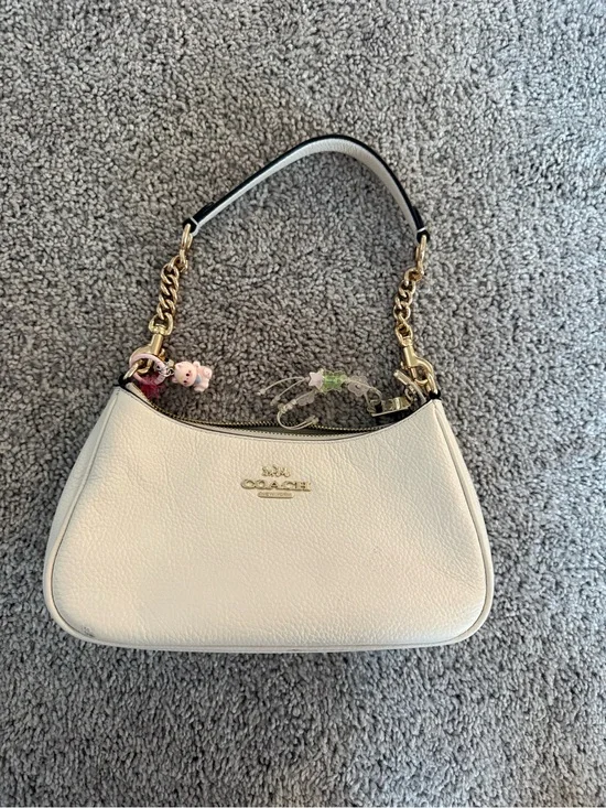 Coach Cream Pebbled Leather Shoulder Bag with Gold Chain