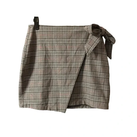 EXPRESS PLAID ASYMMETRICAL MINI SKIRT