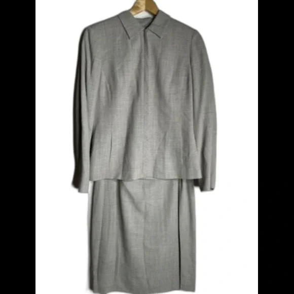 Liz Claiborne Womens Normcore Vicosse Wool 2 Piece Jacket Skirt Suit Size 10
