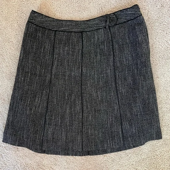 Ann Taylor Women’s Dark Gray Above Knee Textured Skirt Size 16 Office Work Fall