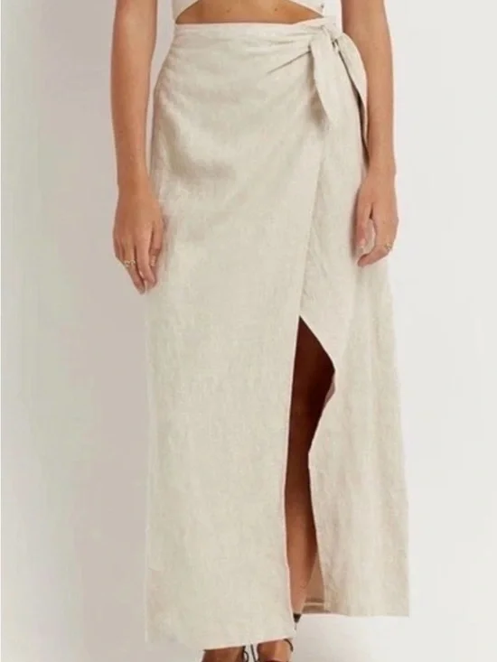 DISSH Cream Wrap Maxi Skirt