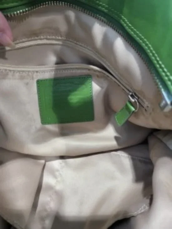 Coach apple green leather tote shoulder bag F19456