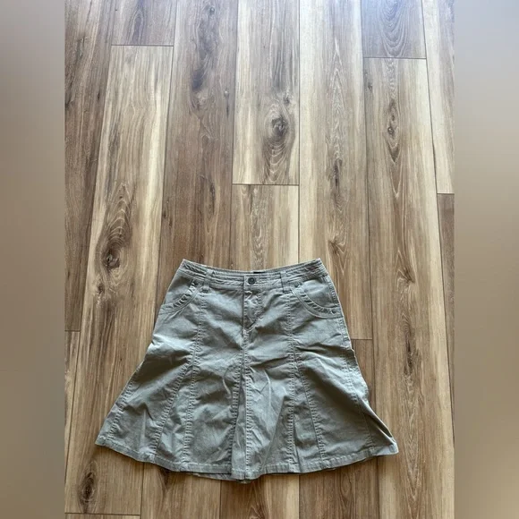 Kuhl womens skirt size 2