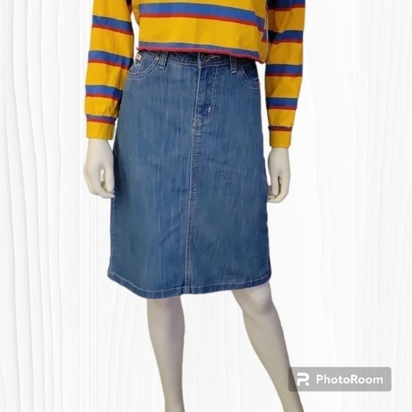 VTG MISS NATALIE 1990s Grunge Light Blue Denim Skirt