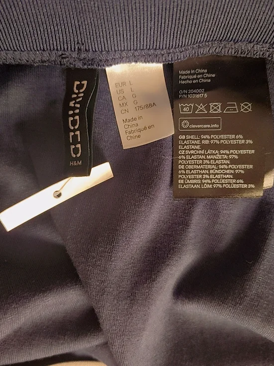 NWT H&M Divided Navy Blue Textured Mini Skirt with White Stripes, Size L