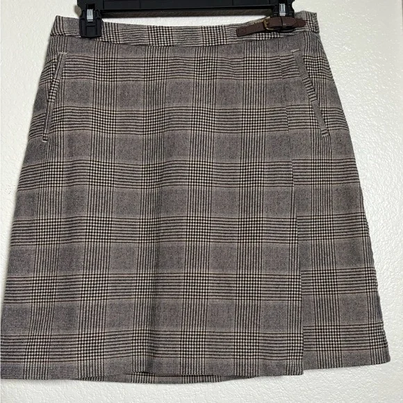 L.L. Bean Cotton Brown Plaid A-Line Mini Skirt with‎ Pockets, Side Buckle Detail