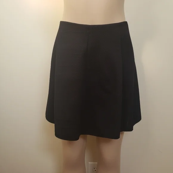 SIENNA & BELLINI Mini Black Flare Skirt