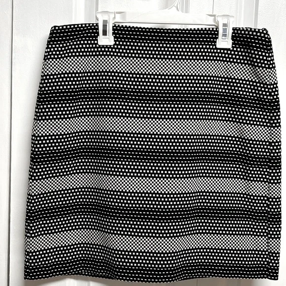 Loft Gray Black Checker Woven Cotton Blend Pencil Skirt Size 8