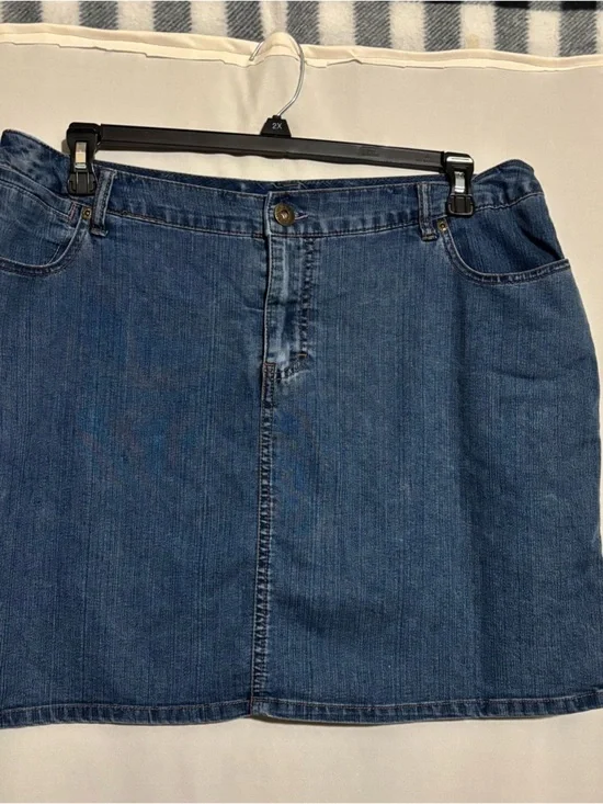 Avenue Jeans size 16 Classic Blue Denim Mini Skort