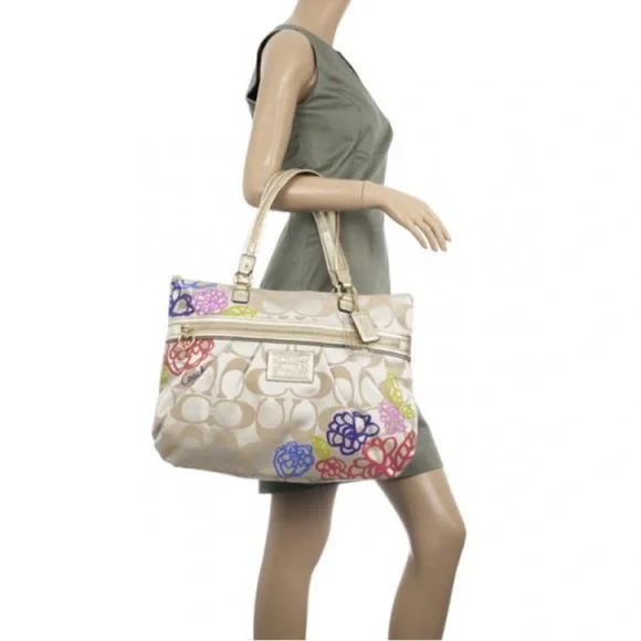 COACH Poppy Daisy Signature Applique Glam Tote