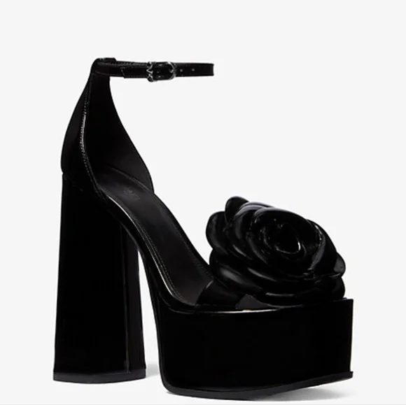 NWB MICHAEL Michael Kors Flower Elodie Patent Leather‎ Platform Sandal Size 9.5