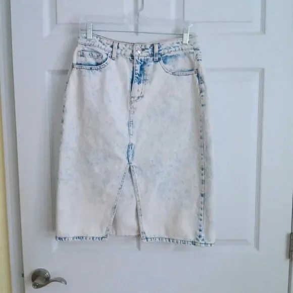 Wild Fable Women's Denim Acidwash Skirt Size 8