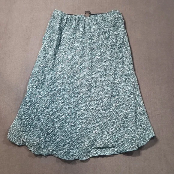 Dressbarn Midi Skirt Womens 12‎ Teal Geometric Elastic Waist Lettuce Edge Hem