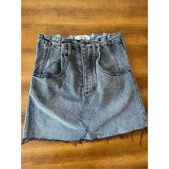 Free People‎ charcoal denim paper bag mini skirt women’s size 25