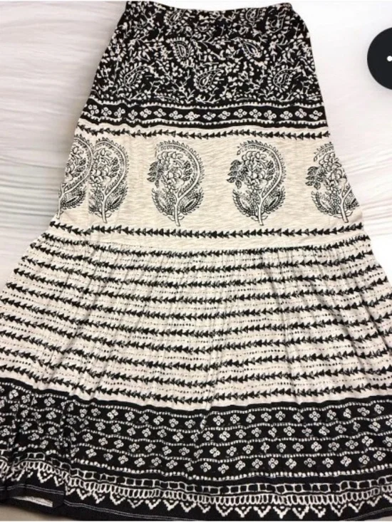 Lucky Brand Bohemian paisley print and tiered black &White Printed Maxi Skirt SM
