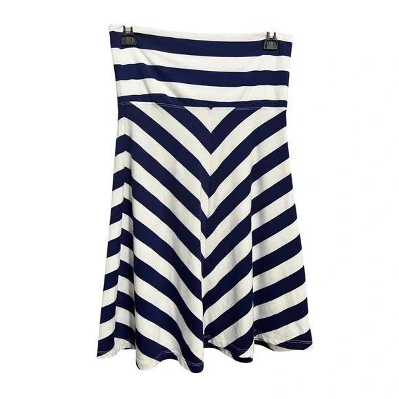 NWT Old Navy Chevron Skirt Navy White Striped Size Small New Nautical‎