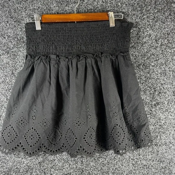 Zara Black Smocked Eyelet Mini Skirt Scalloped Hem Boho Summer Womens Medium