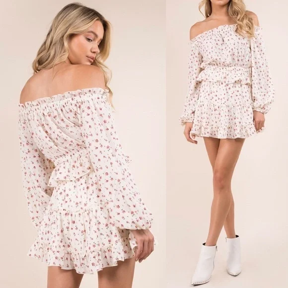 NWT Whiteroom + Cactus Ivory Floral Skirt Set