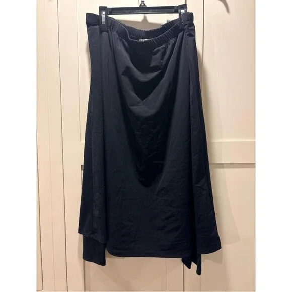 Women's Black Elastic-Waist A-Line Skirt