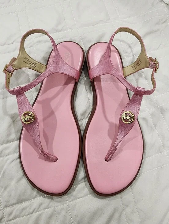 ​Michael Kors Mallory T-Strap Flat Sandals Pink Crosshatch Gold MK Medallion 8