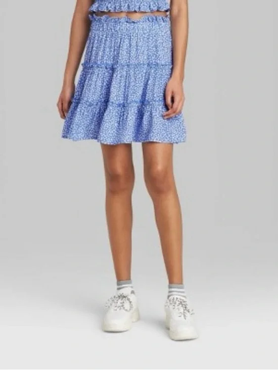 Wild Fable Tiered Ditsy Floral Mini Skirt Size Small Blue White Daisy NEW