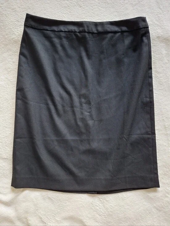 NWT Banana Republic Factory Black Knee-Length Skirt Size 10 Petite
