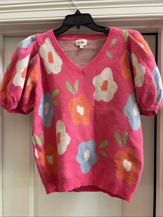 BiBi Pink Floral V-Neck Puff Sleeve Knit Sweater