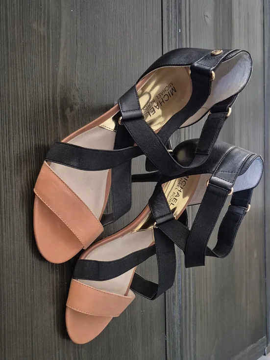 Michael Kors Black and Tan Strappy Elastic Sandals