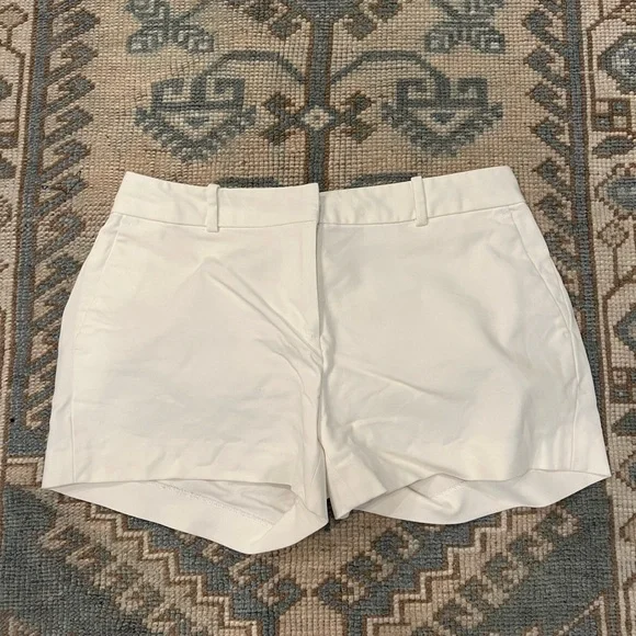 WHITE MICHAEL KORS SHORTS