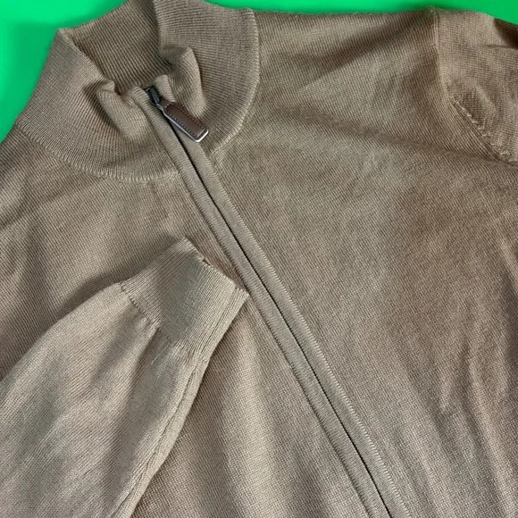 Uniqlo 100% Virgin Wool Full Zip Cardigan Womens M/L Tan Lightweight Sweater EUC