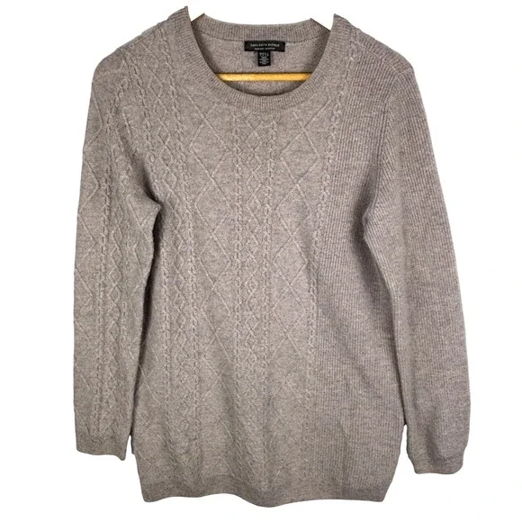 Saks Fifth Ave. Women 100% Cashmere Long Sleeve Sweater Sz XS Taupe Ribbed Soft‎