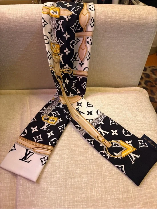 Louis Vuitton confidential monogram bandeau! 100% authentic