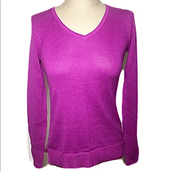 BASS Fuchsia Sweater - NWT