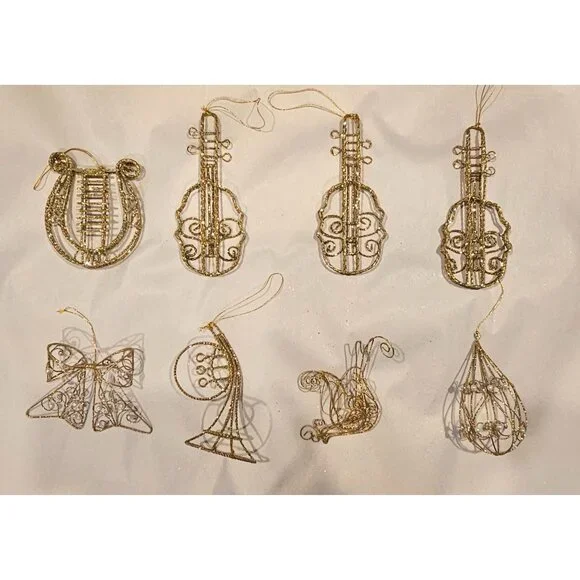Lot of 8‎ Gold (w/Glitter) Christmas Ornaments