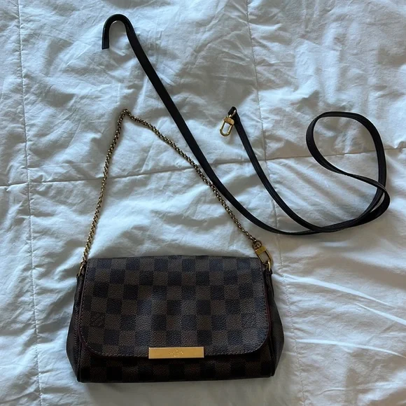 Louis Vuitton Favorite PM Damier Handbag