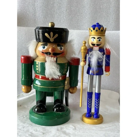 Vintage Wooden Christmas Nutcracker‎ Soldier 8inch And Plastic Nutcracker