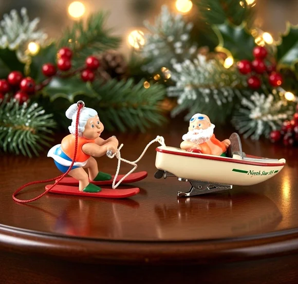Hallmark Keepsake 1995 Santa Mrs Claus Water Skiing North Star 95 Ornament VG