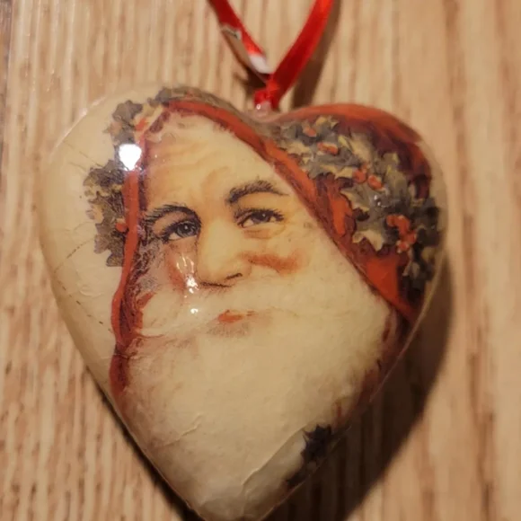 Vintage Heart Shape Santa Paper Papier Mache Christmas Tree Ornament