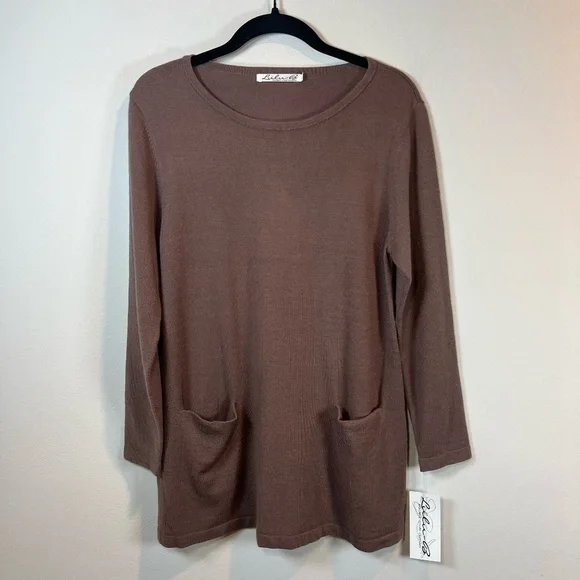 Lulu-B Tunic Sweater Shirt Brown Front Pockets Lightweight Neutral NEW Sz Medium