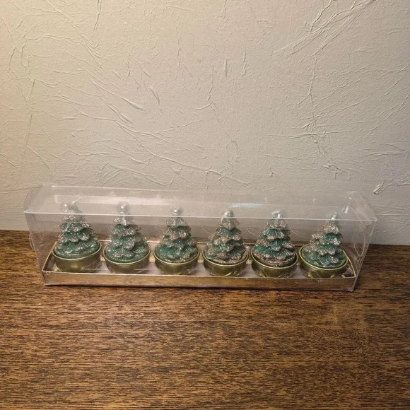 Green Christmas tree candles with gold glitter
