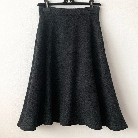 Louis Vuitton wool blend knit flare skirt